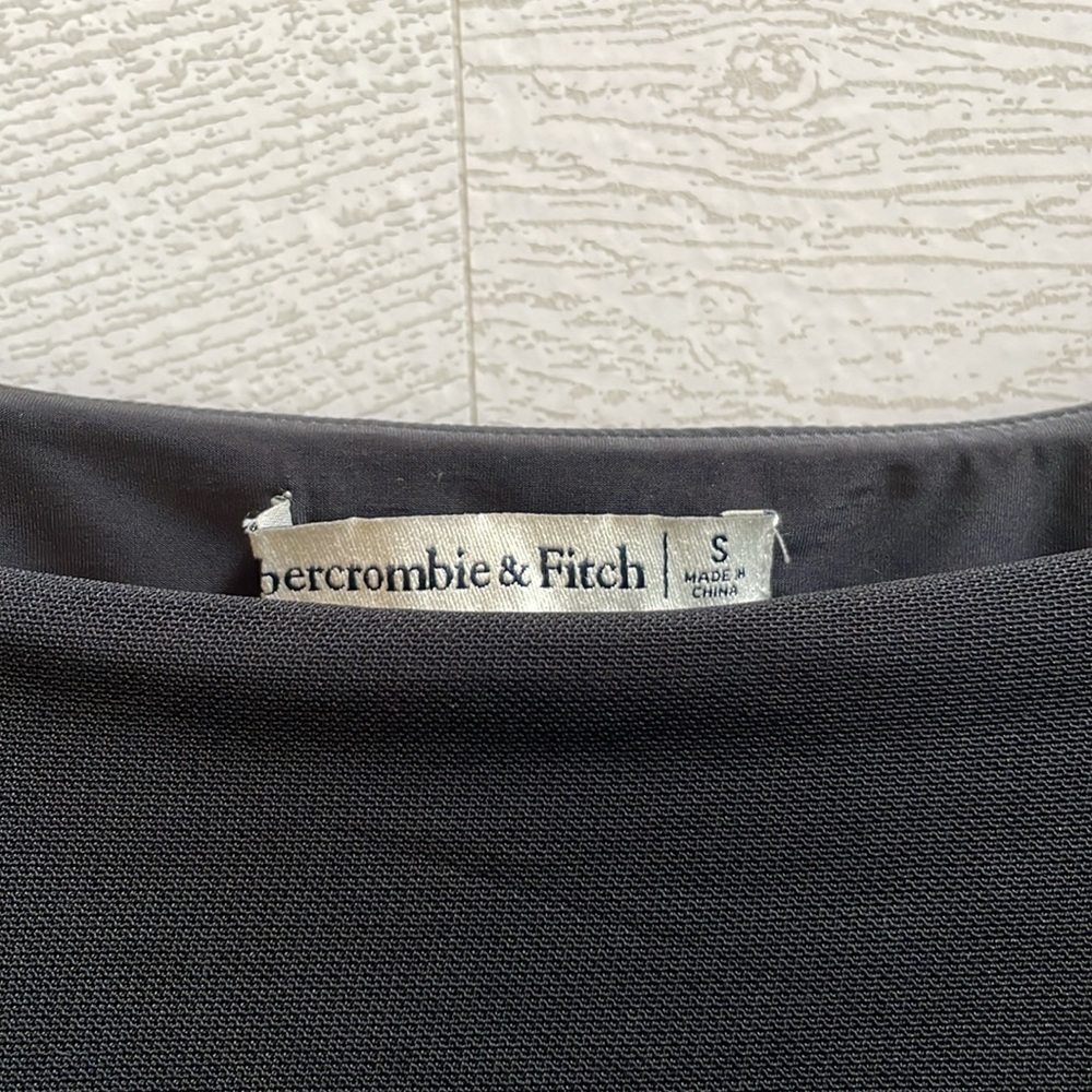 Abercrombie & Fitch Black Mesh Crepe Ruched Squareneck Bodysuit, Size Small - Picture 7 of 9